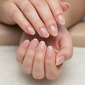 Ongles gel-X courts
